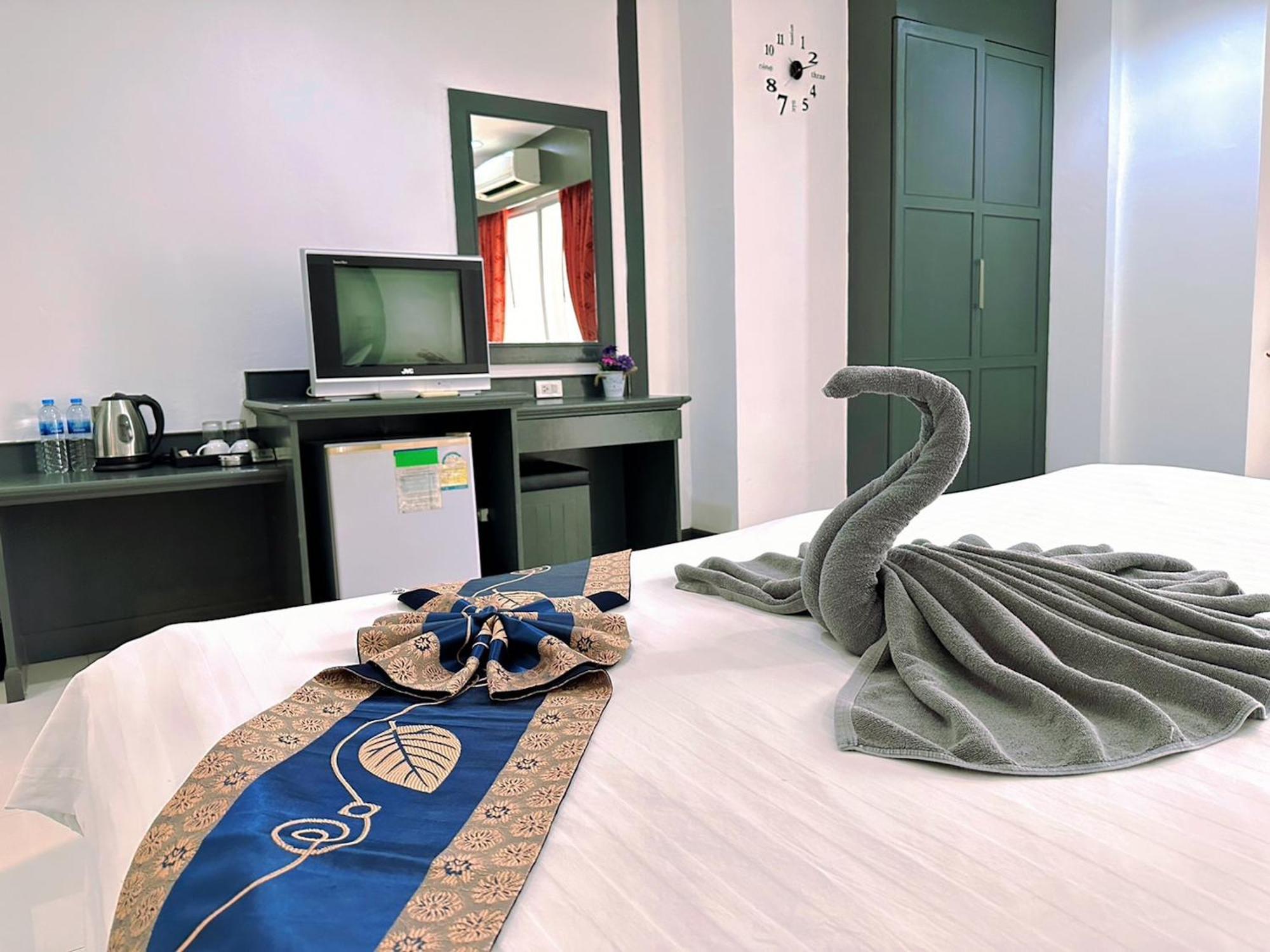 Hotel Baya Phuket Patong 客房 照片