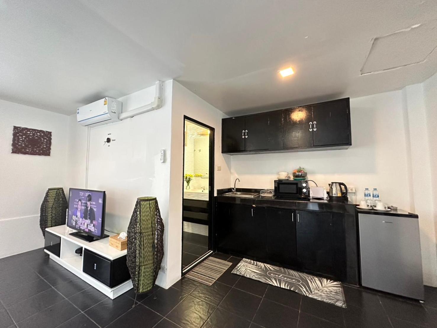 Hotel Baya Phuket Patong 外观 照片